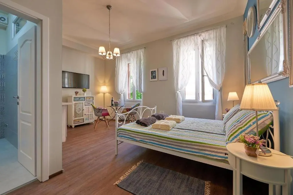 Old City Romantic Studios 2 Pula