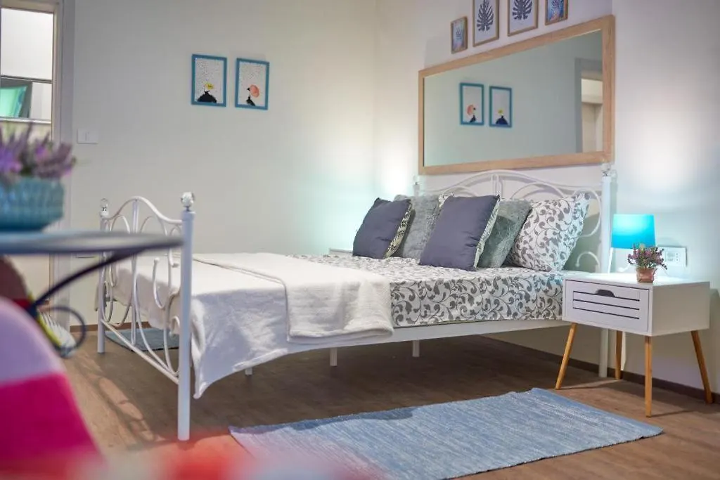 Old City Romantic Studios 2 Pula Apartment