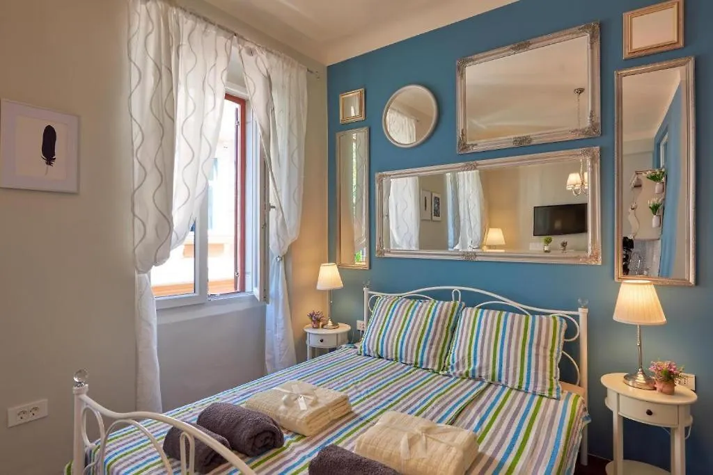 Old City Romantic Studios 2 Pula Apartment